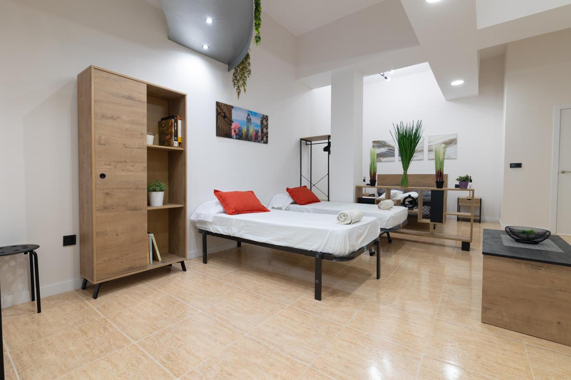 Apartment Spacious Oceanografic Flats